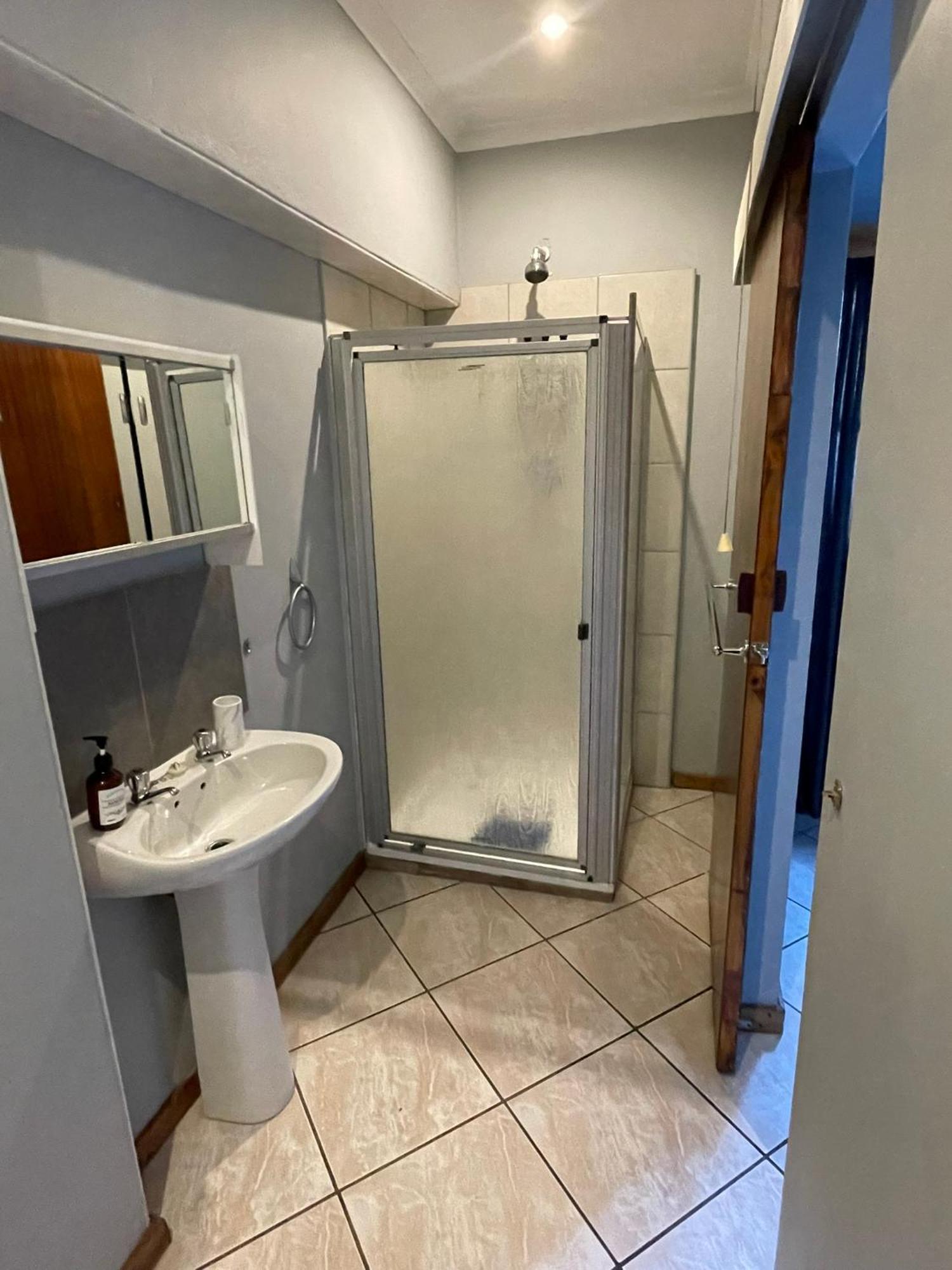 Celtis Lane Guest House Boksburg Luaran gambar