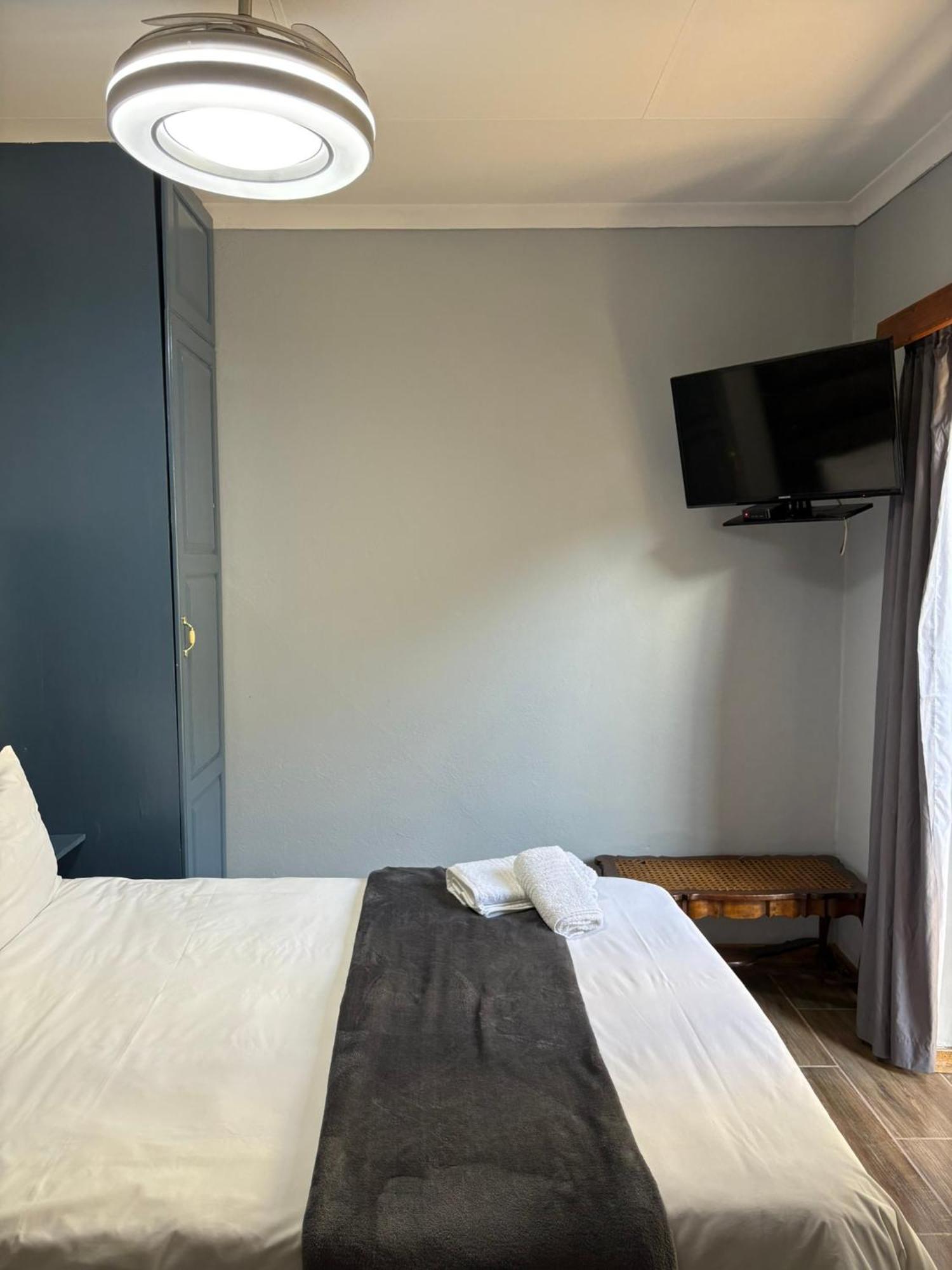 Celtis Lane Guest House Boksburg Luaran gambar