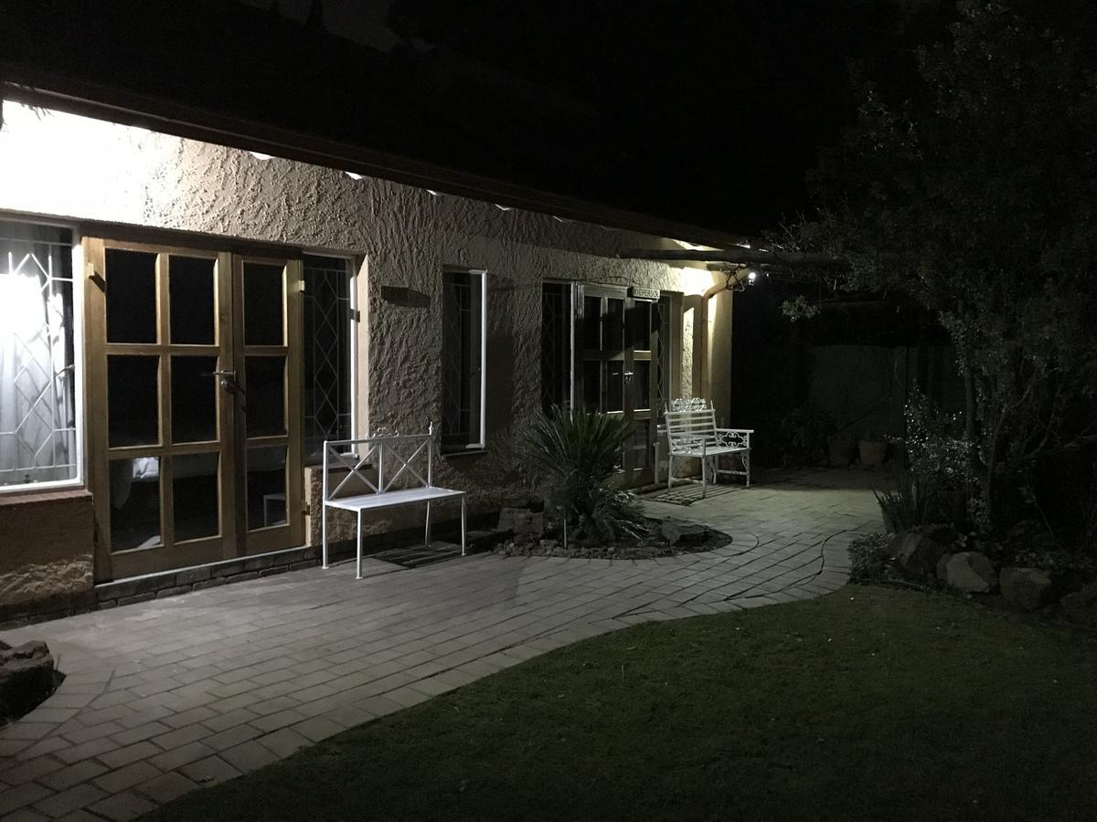 Celtis Lane Guest House Boksburg Luaran gambar