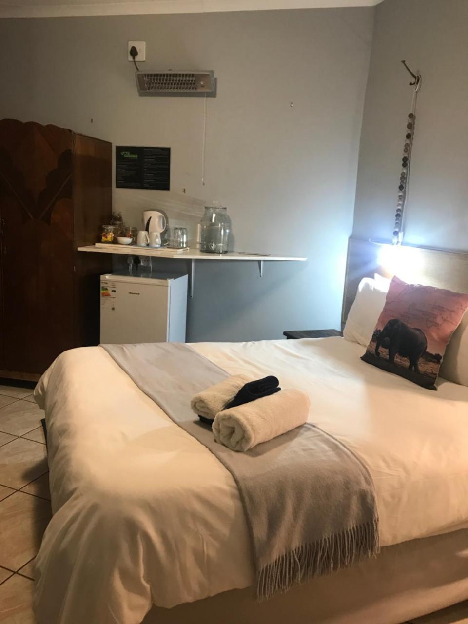Celtis Lane Guest House Boksburg Luaran gambar